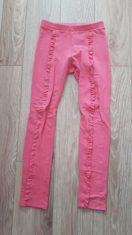 Nohavice a tricko 134, 122–134