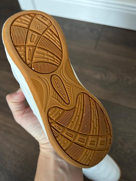 Halovky kappa, kappa,27