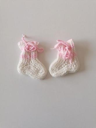 Háčkované ponožky, 18