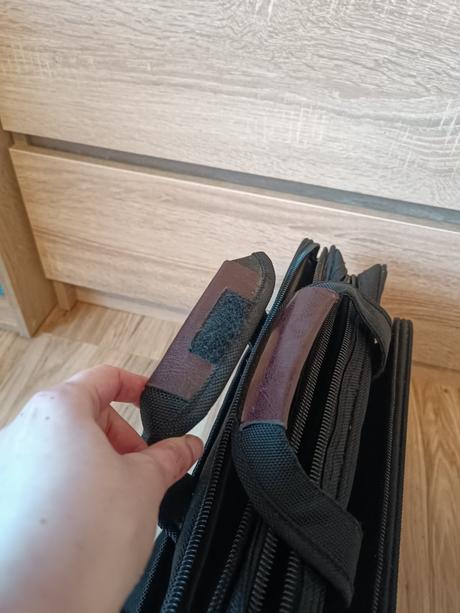 Taška na notebook čierna - business štýl,