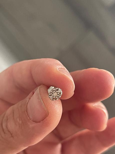 Diamantove nausnice revoni biele zlato,