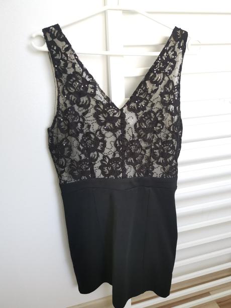 Koktejlové šaty, vero moda,l