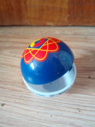 Otváracia pokémon lopta,