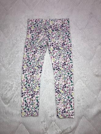 Kvetinkované legíny, 116