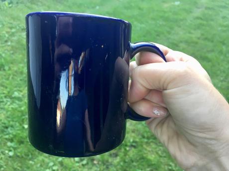 Tmavomodrý hrnček, 