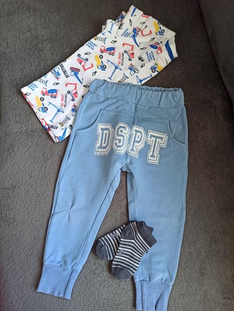 Tepláky despacito, 92