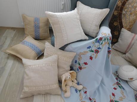 Vankúše z ľanového plátna , obrus starodávny, 