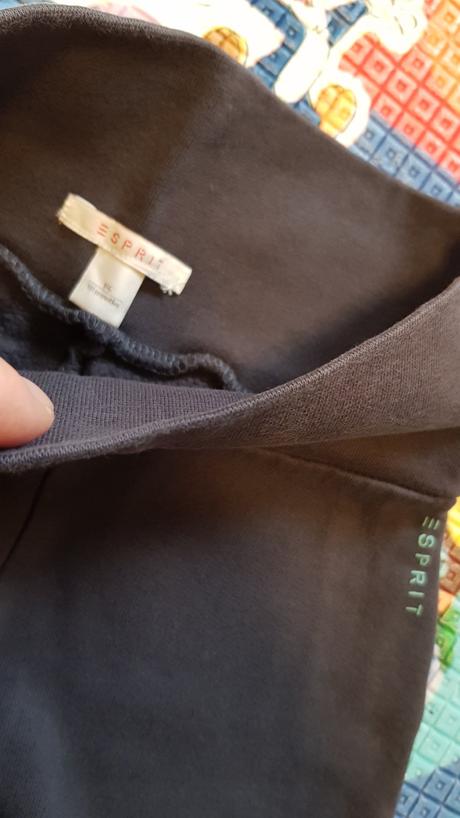 Balík zn.esprit, cena s doporuč. poštou, 86–98