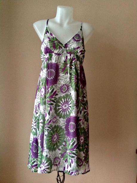 Šaty /o, colours of the world,40