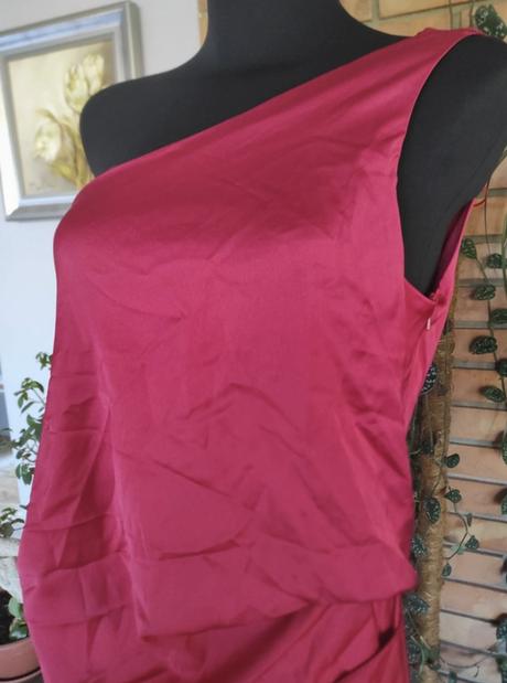 Cervene malinove satenove saty asos, 38