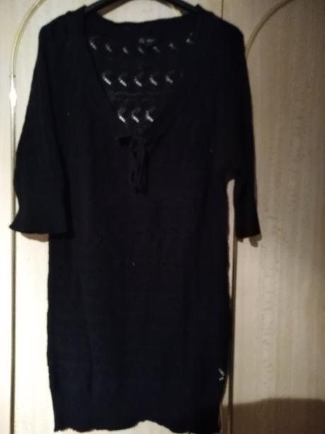 Pulovriky po 0.50 eur, m