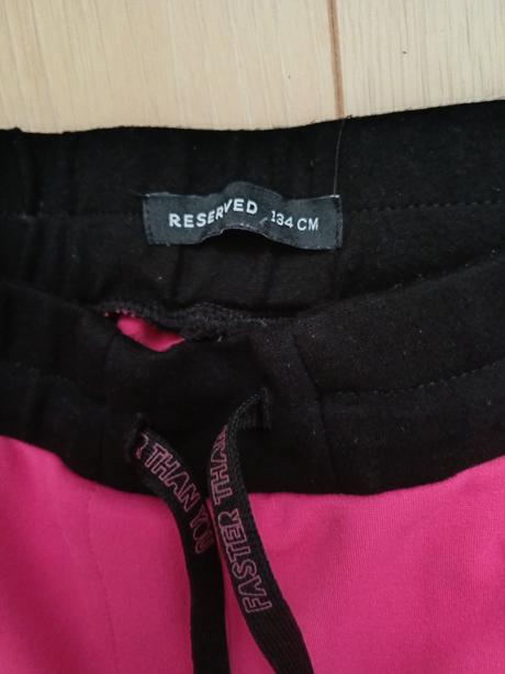 Ružové tepláky, reserved,134