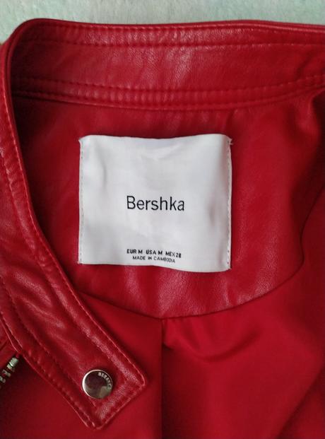 Červená bundička, bershka,m