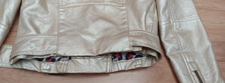 Zlatá koženková bunda, 122