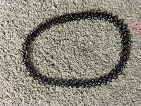 Sada čiernych náhrdelníkov "tattoo",