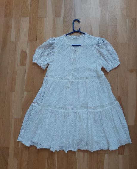 Čipkované šaty reserved veľkosť m, reserved,m