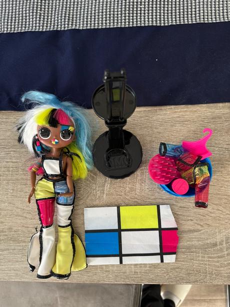 L.o.l. surprise omg lights angles, 