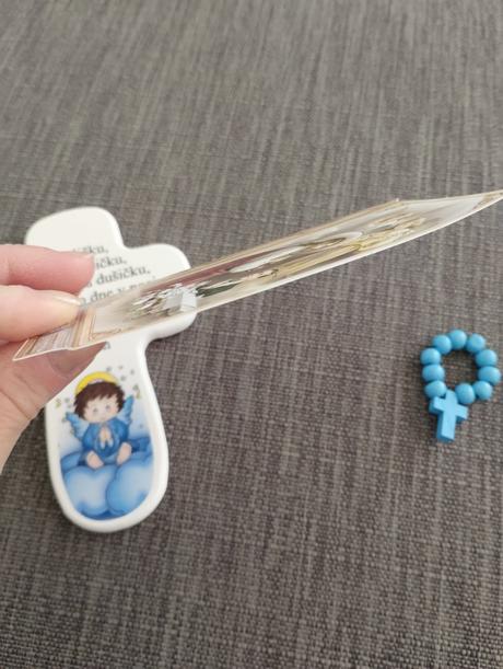 Drevený krížik na stenu+ruženec,