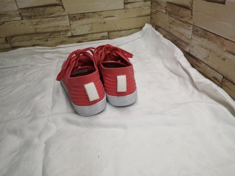 Palladium  36 - dámske dierkované tenisky, 36