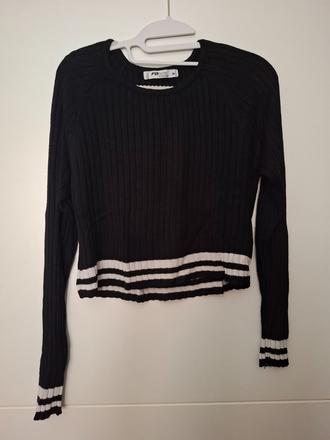 Crop top svetrík, new yorker,m