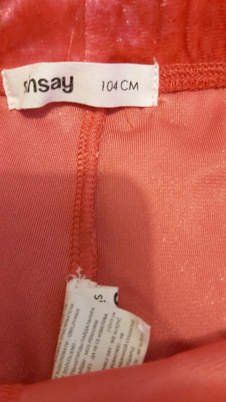 Legíny fuksiová 104, sinsay,104