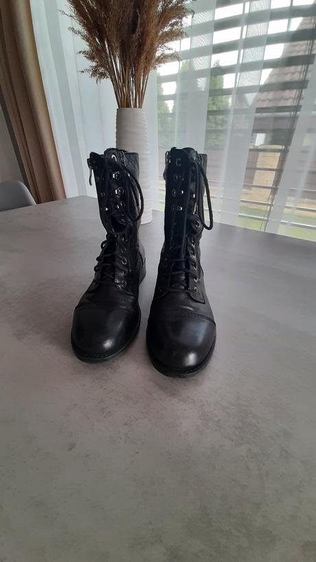 Členkové topánky, 37