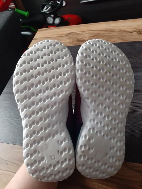 Botasky, graceland,32