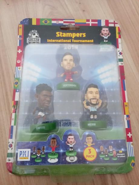 Figúrky pečiatky futbalisti messi +2, 