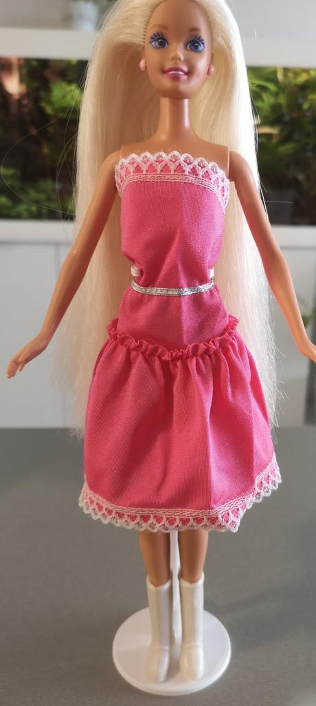 2x retro oblečenie pre barbie, 