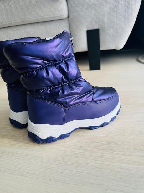 Snehule 32, sinsay,32