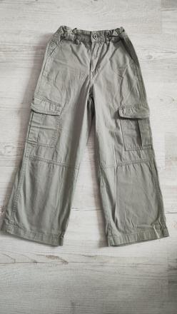 Dievčenské nohavice, 134