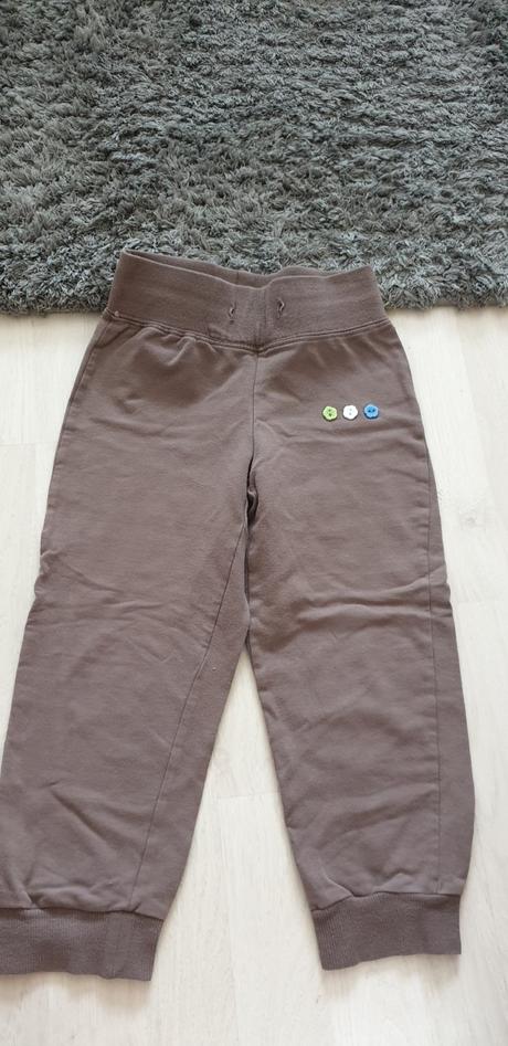 Tepláky č.104, 104