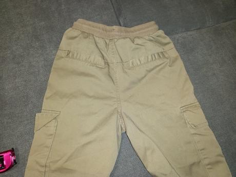 Kapsače, reserved,164