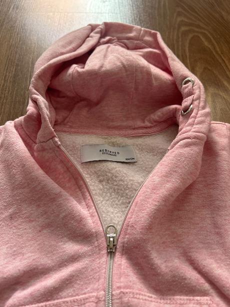 Mikiny reserved 2ks, reserved,98