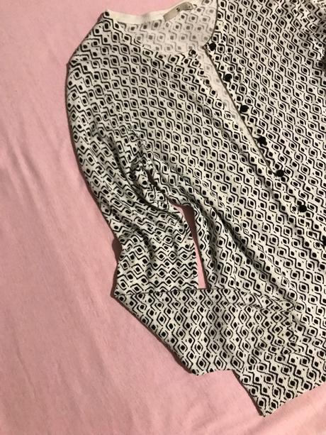 Kvalitný svetrík, tu,s