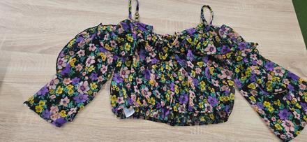 Top kvetinkovy, bershka,xs