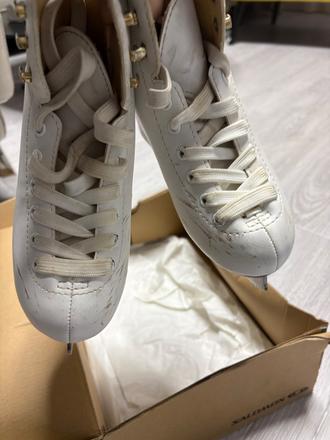 Korcule na ľad pre dievča, botas,32