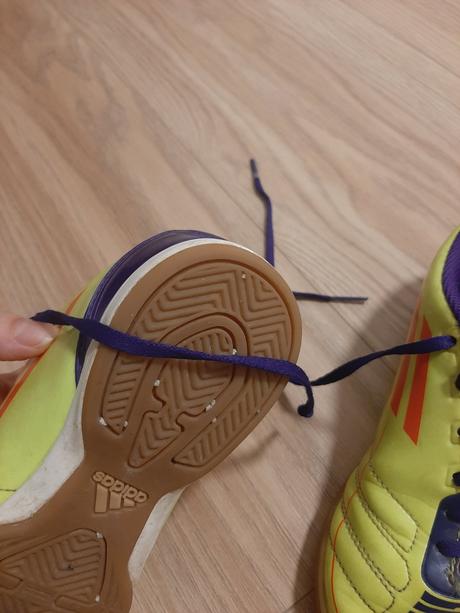 Adidas tenisky halovky veľ. 32, adidas,32