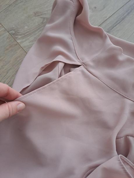 Rinascimento blúzka, l