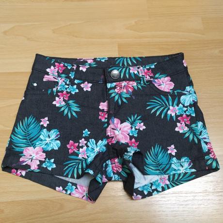 Letne sortky, c&a,140