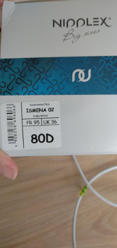 Podprsenka nová, 80