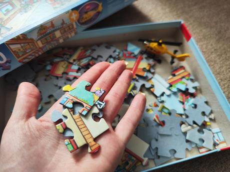 Nové puzzle nemocnica s originál hračkou, 