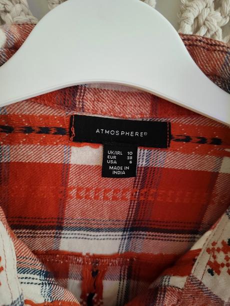 Karovaná košeľa, atmosphere,m