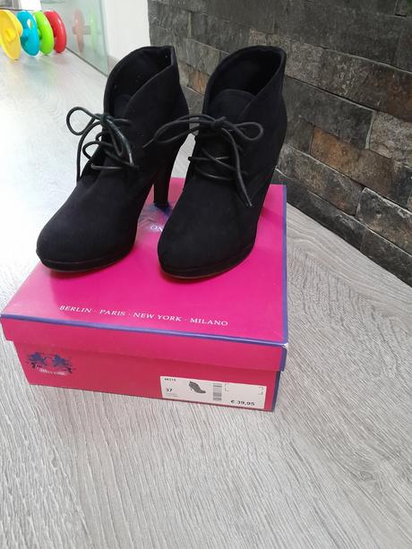 Členkové topánky, 37