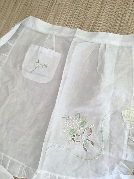 Krasna zásterka/ax, 