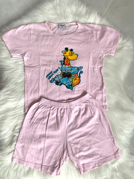 Pyzamko so zirafou, 122