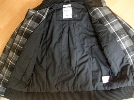 Károvaná bunda, 38