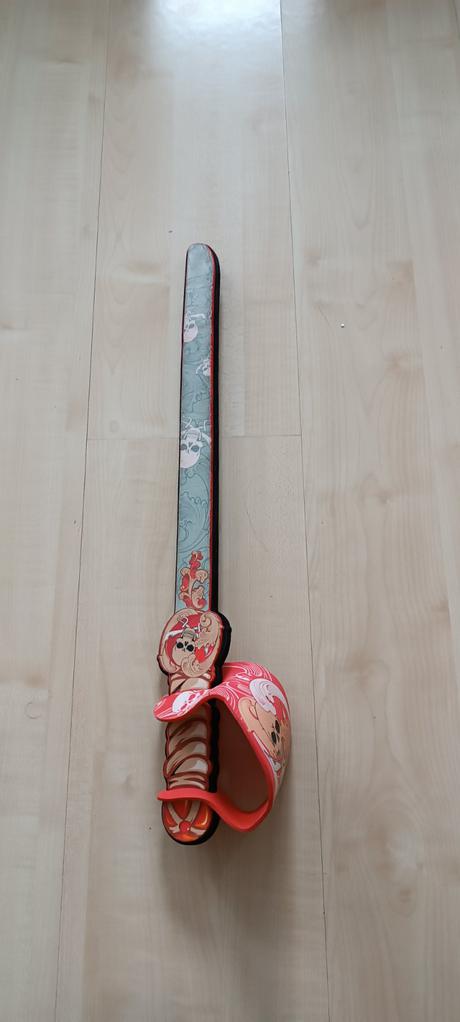 Nádherné bezpečné penové meče (a iné) + doplnky, 