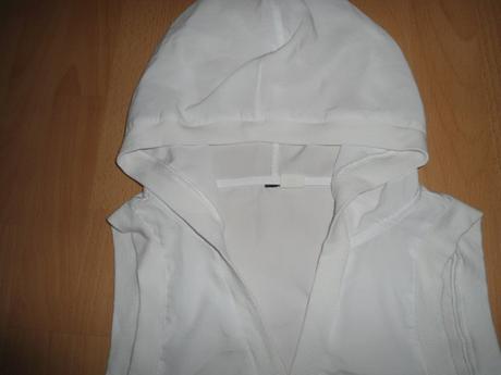 Biela priesvitna vesta, h&m,s