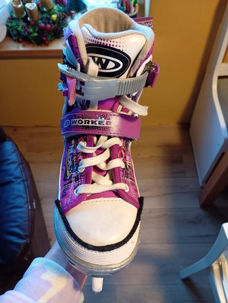 Celoročné korčule, 33